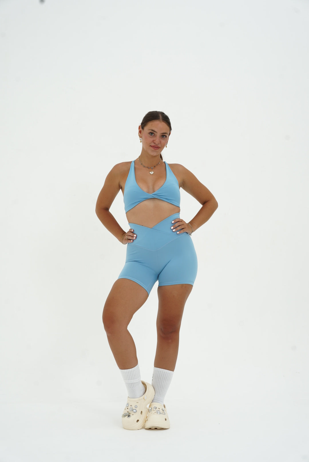V Contour Short Kitty Activewear