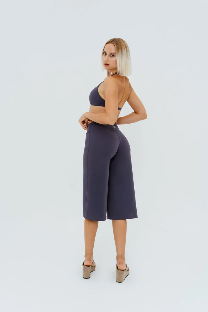 Sculpt Capri Flare Pants
