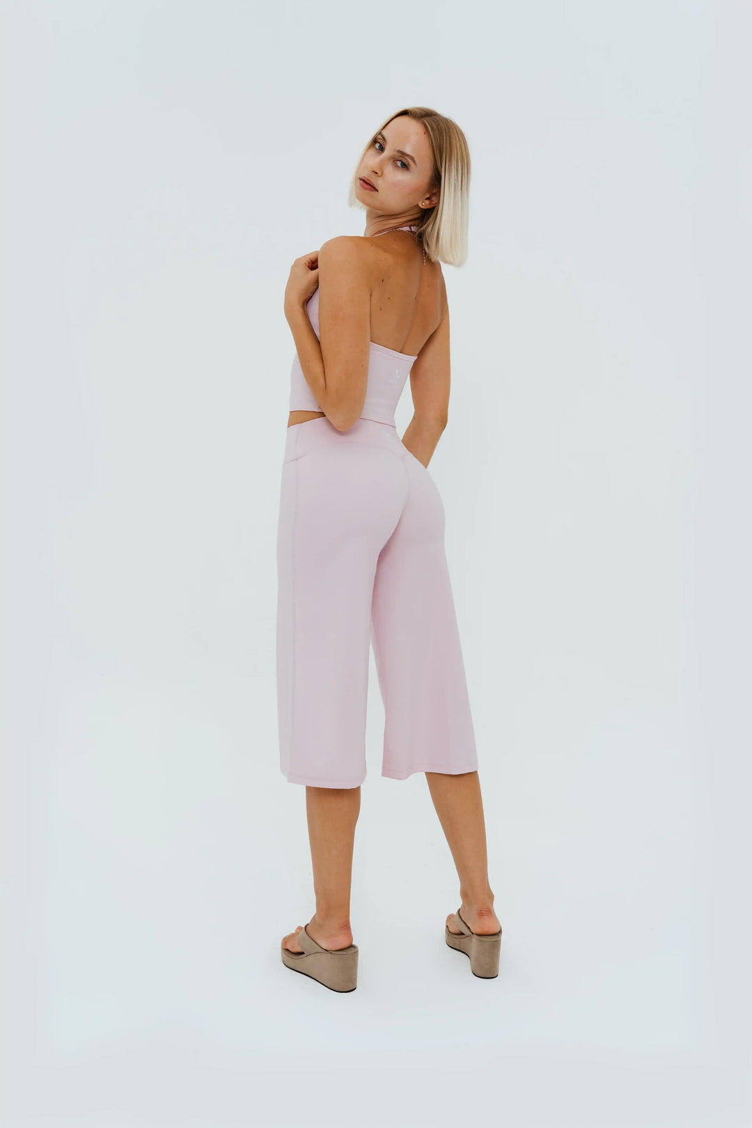 Sculpt Capri Flare Pants