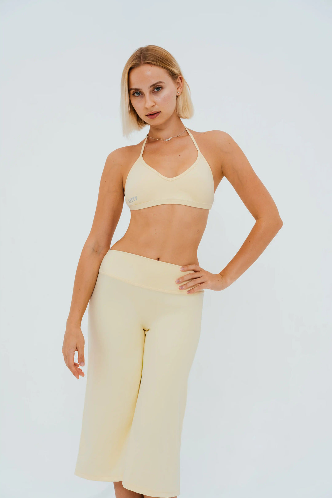 Sculpt Capri Flare Pants