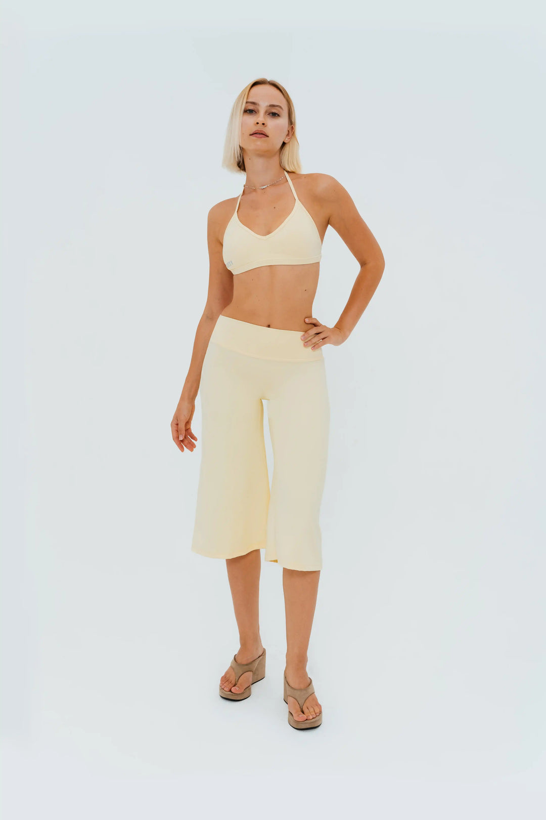 Sculpt Capri Flare Pants