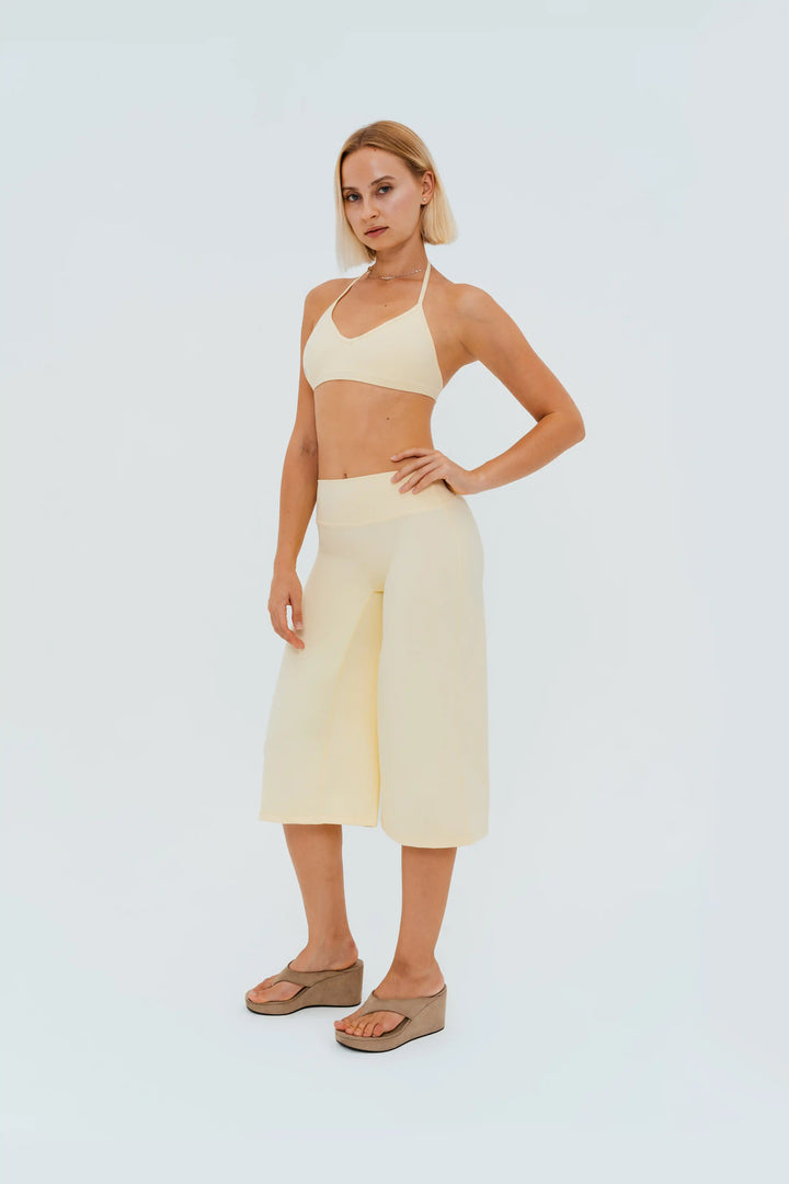 Sculpt Capri Flare Pants