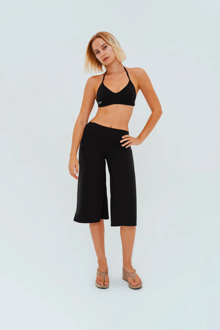 Sculpt Capri Flare Pants