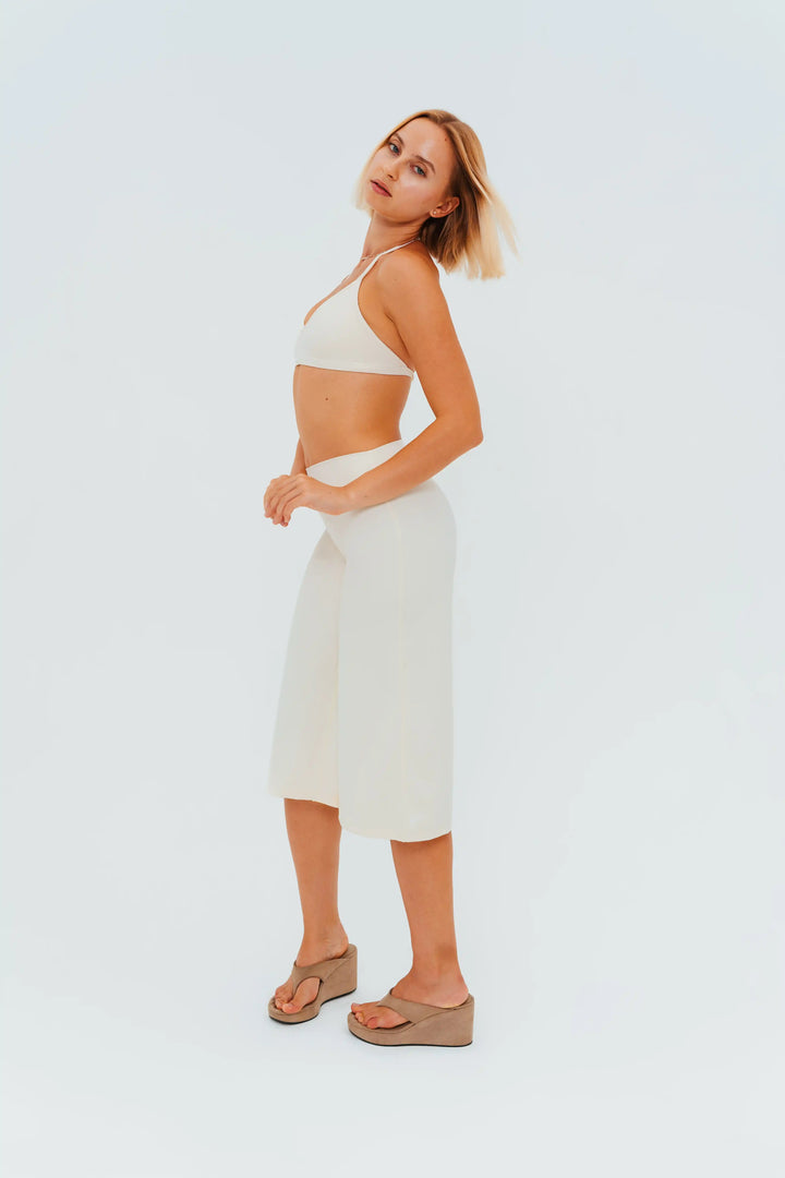 Sculpt Capri Flare Pants