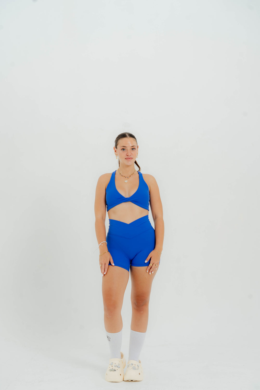 V Contour Short Kitty Activewear
