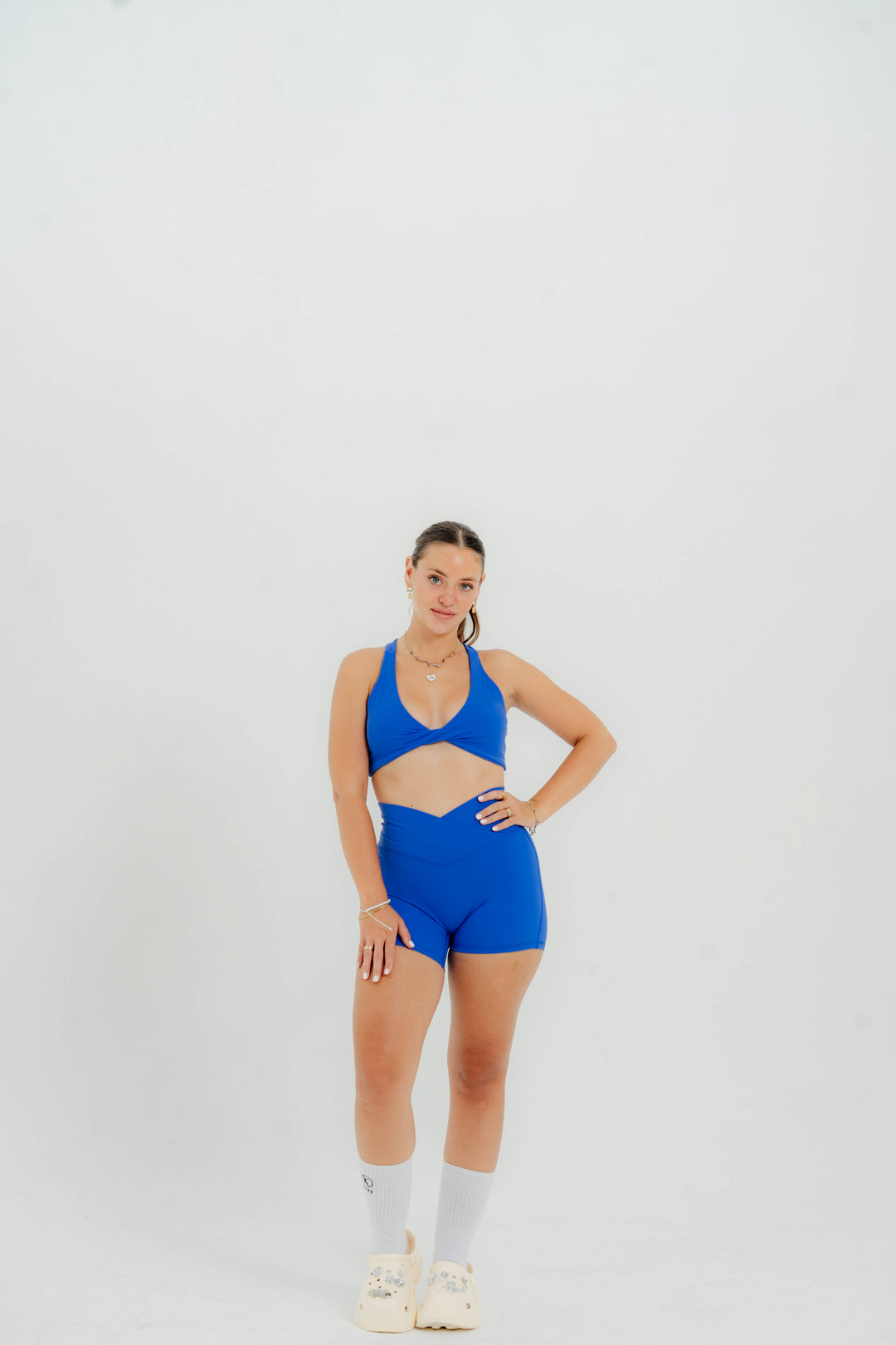 V Contour Short Kitty Activewear
