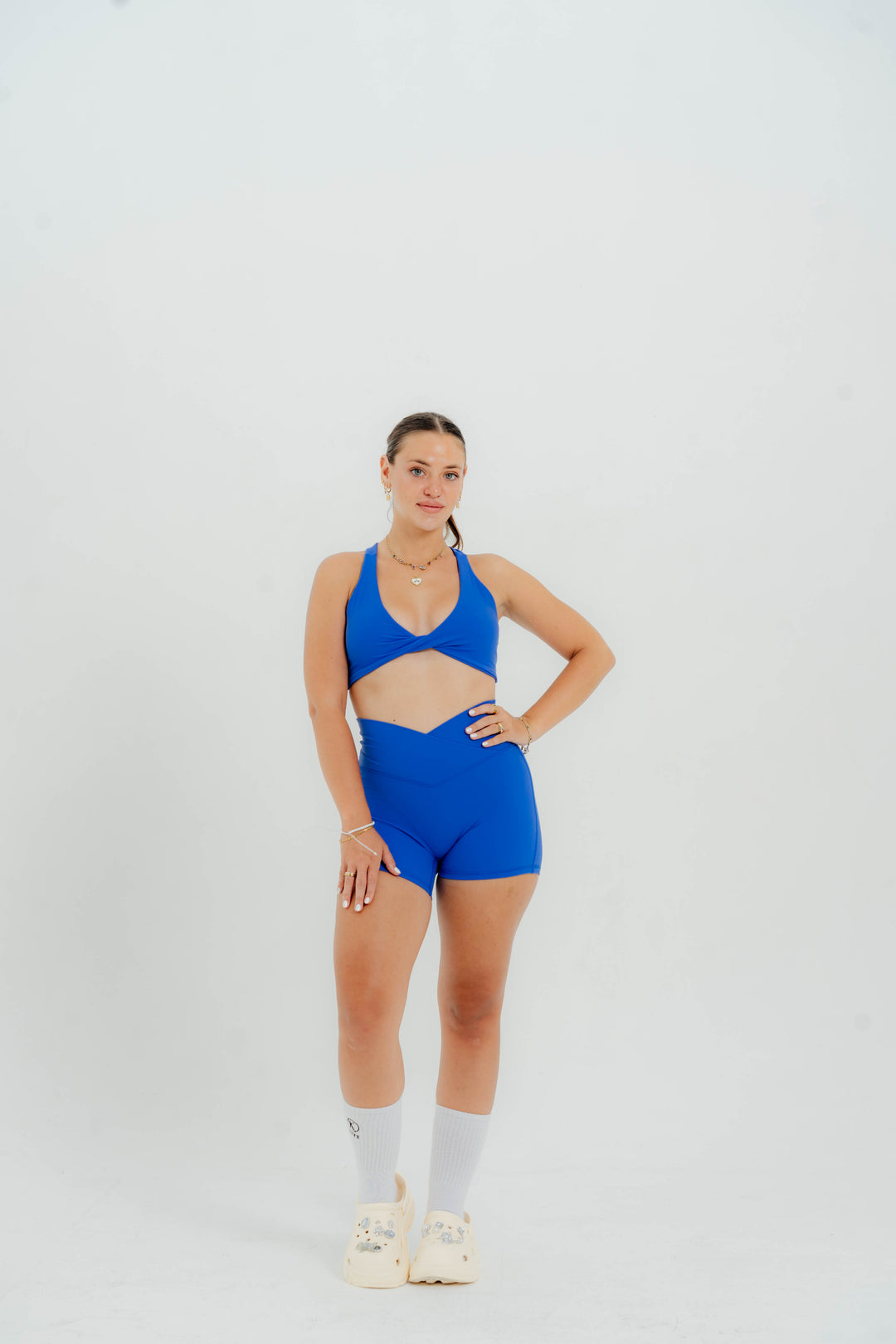 V Contour Short Kitty Activewear