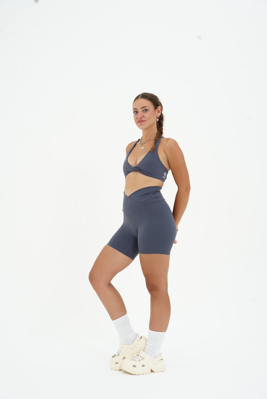 V Contour Short Kitty Activewear