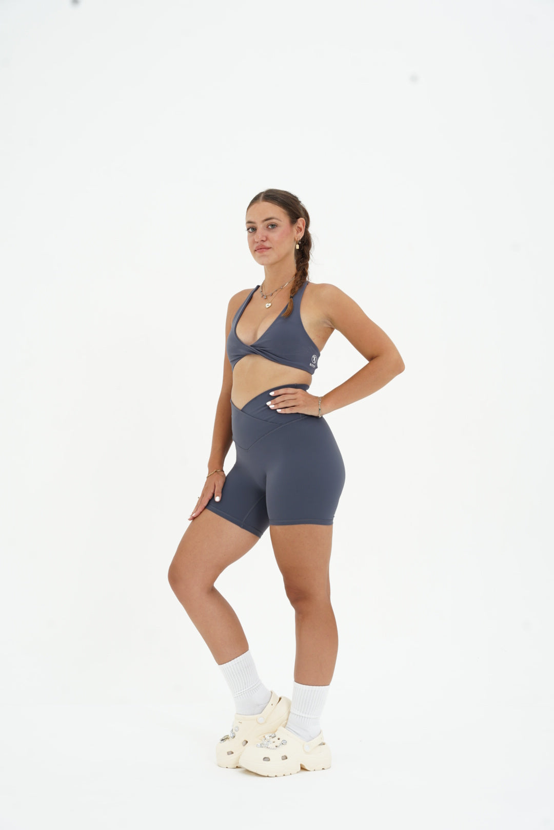 V Contour Short Kitty Activewear