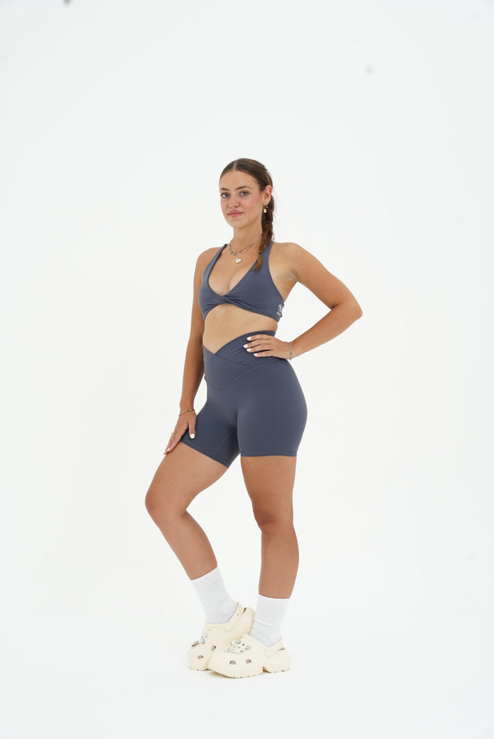 V Contour Short Kitty Activewear