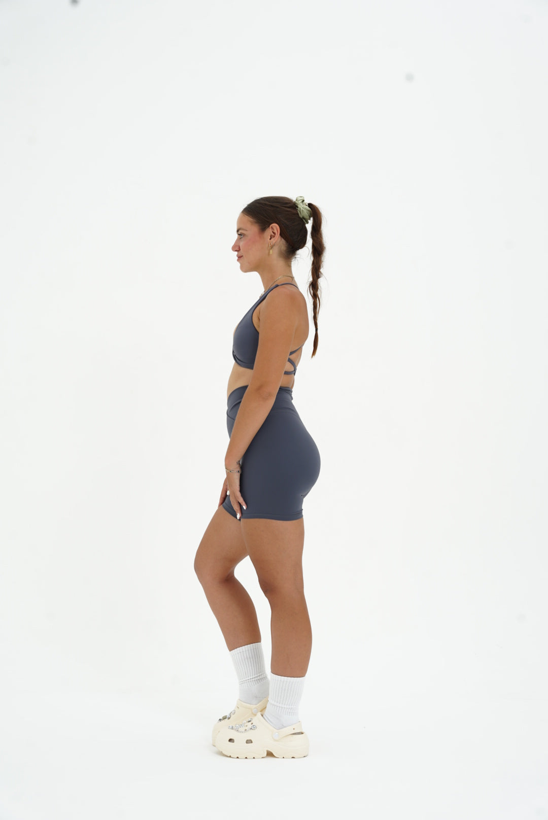 V Contour Short Kitty Activewear