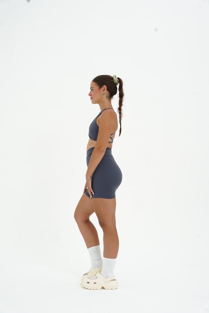 V Contour Short Kitty Activewear