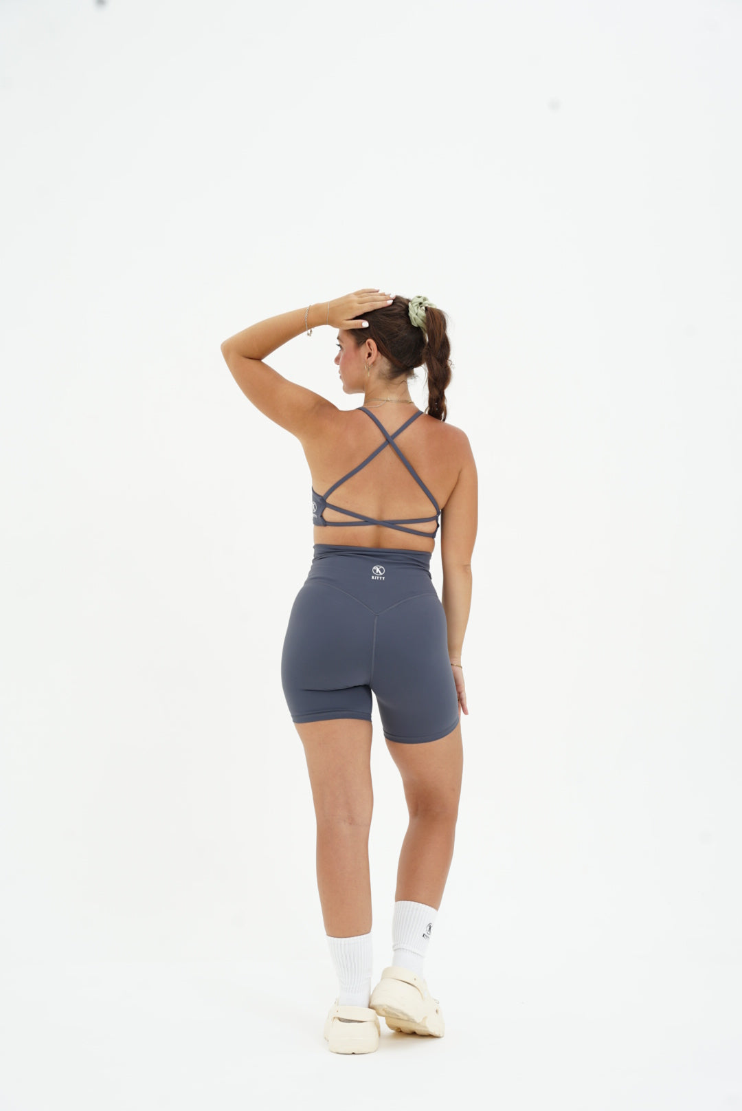 V Contour Short Kitty Activewear