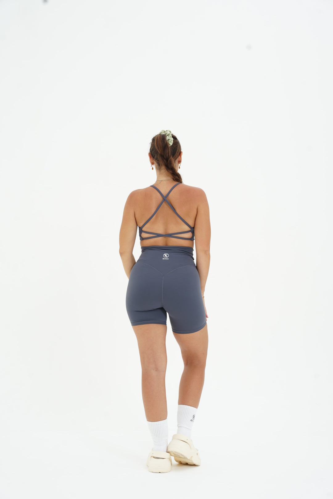 V Contour Short Kitty Activewear