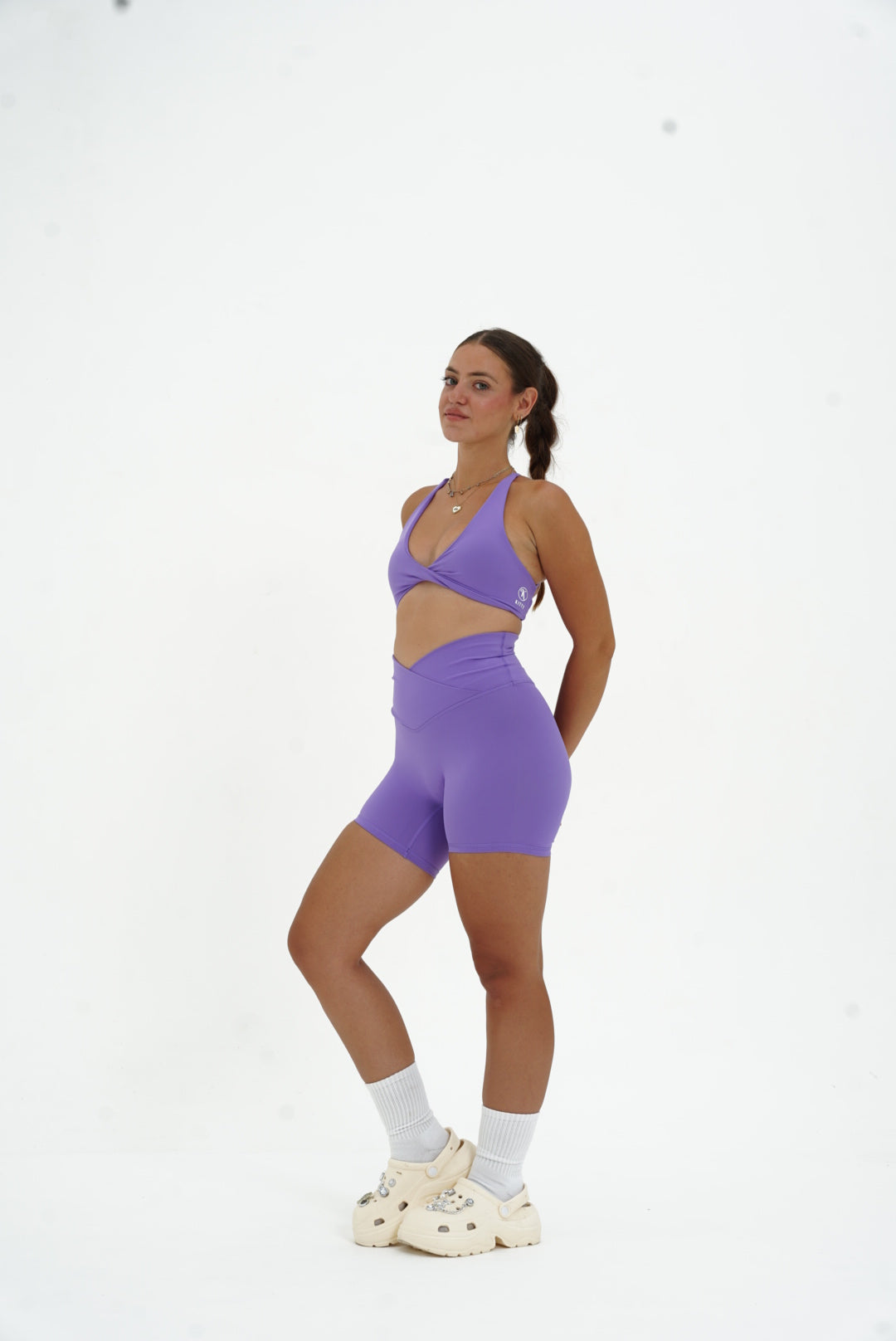 V Contour Short Kitty Activewear