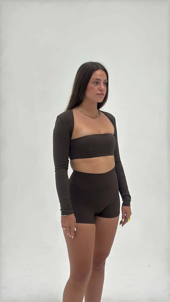 Core Scrunch Short Black - Kitty Activewear