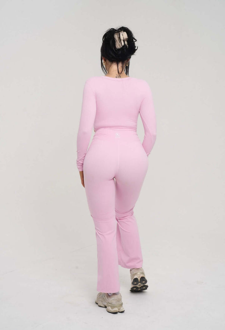 V Neck Long Sleeve Bubblegum - Kitty Activewear